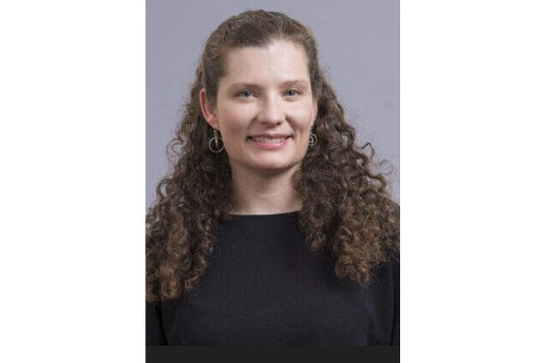 headshot of Amy Garlin