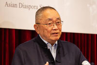 photo of Professor Emeritus Ling-chi Wang