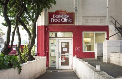 An image of the entrance to the Berkeley Free Clinic on Durant Ave.
